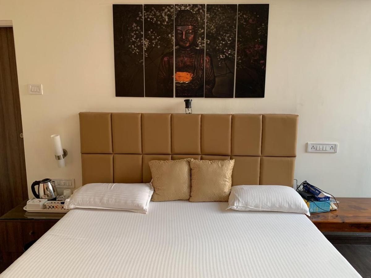 Apple Tree Apartments Koregaon Park 浦那 外观 照片